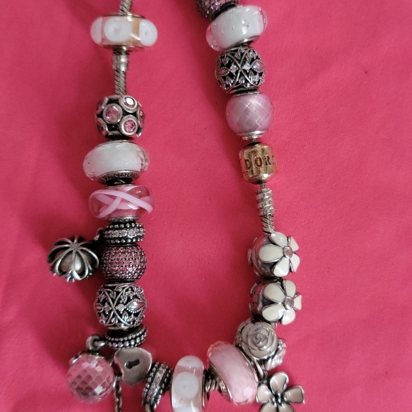 Pandora Pink bracelet - Picture 4 of 5